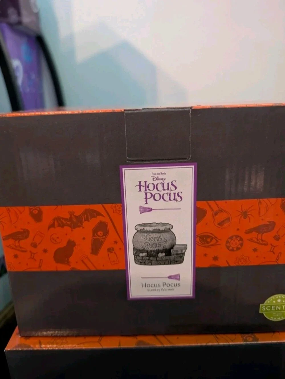 Disney Hocus Pocus Wax Warmer & Wax Bar • Retired